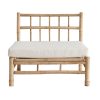 Location à Toulouse et partout en France. Solution Mobilier vous propose tout type de mobilier à la location. Assises, chaises, chaise, banc, bancs, canapé, canapés, fauteuil, sofas, fauteuils, tabouret, tabourets de bar, pouf, banquette, transat, chaise longue. Prestation, conférence, concert, scène, convention, exposition, forum, salon, réunion, tous type d’évènement.