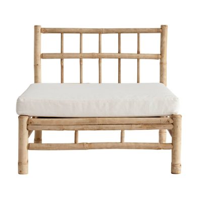 Location à Toulouse et partout en France. Solution Mobilier vous propose tout type de mobilier à la location. Assises, chaises, chaise, banc, bancs, canapé, canapés, fauteuil, sofas, fauteuils, tabouret, tabourets de bar, pouf, banquette, transat, chaise longue. Prestation, conférence, concert, scène, convention, exposition, forum, salon, réunion, tous type d’évènement.